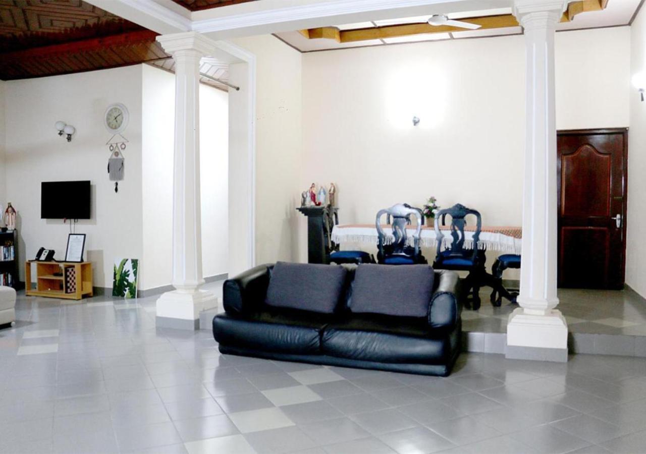 Cozy Inn Negombo Eksteriør billede